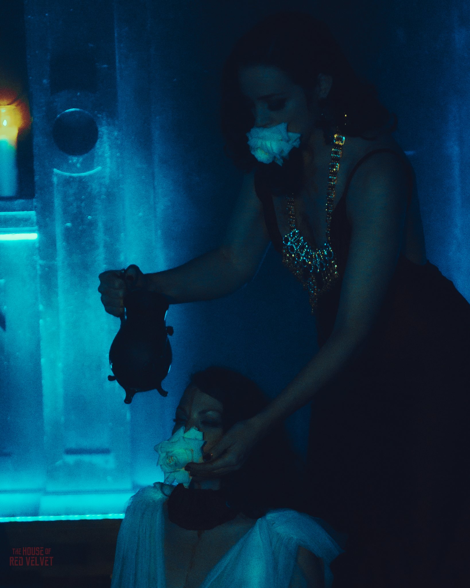 olivia and surka-house-of-red-velvet-performance-art-theater-surrealismA8866.jpg