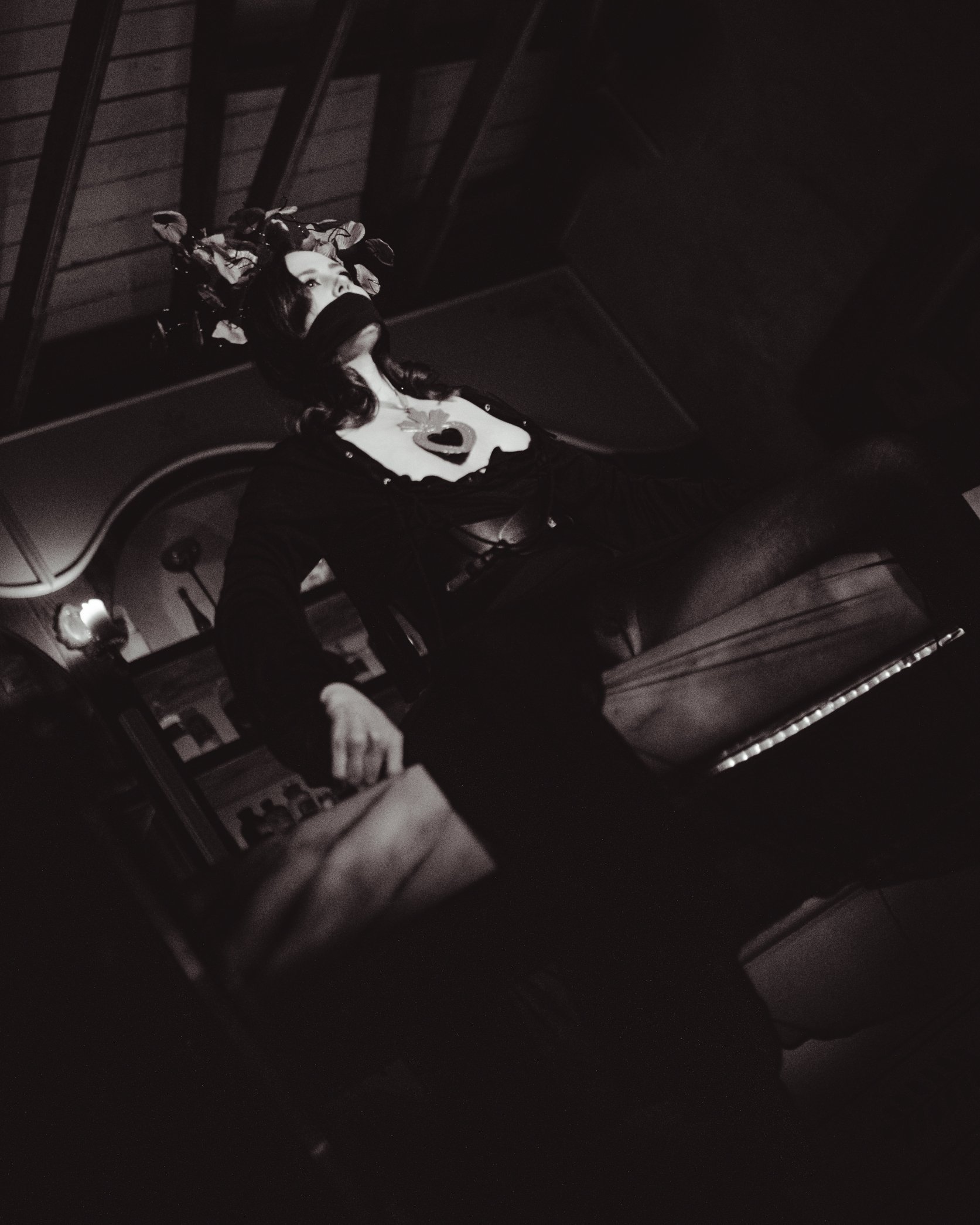 house-of-red-velvet-performance-dark-artists-surreal-los-angelesA2720.jpg